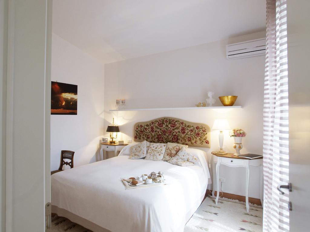 Villa Cassuto Maison De Charme Antignano  Room photo